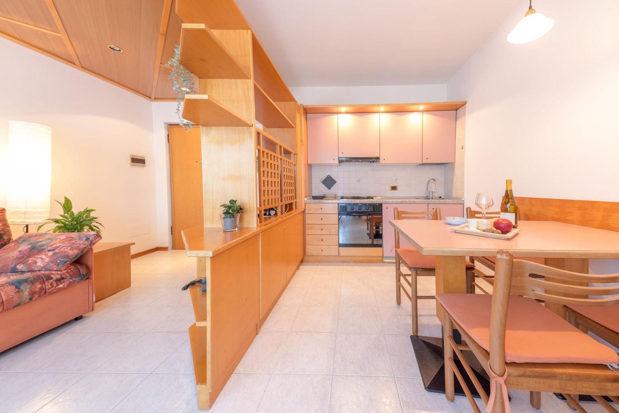 Comano Vacanze Appartamenti โกมาโนแตร์เม ภายนอก รูปภาพ