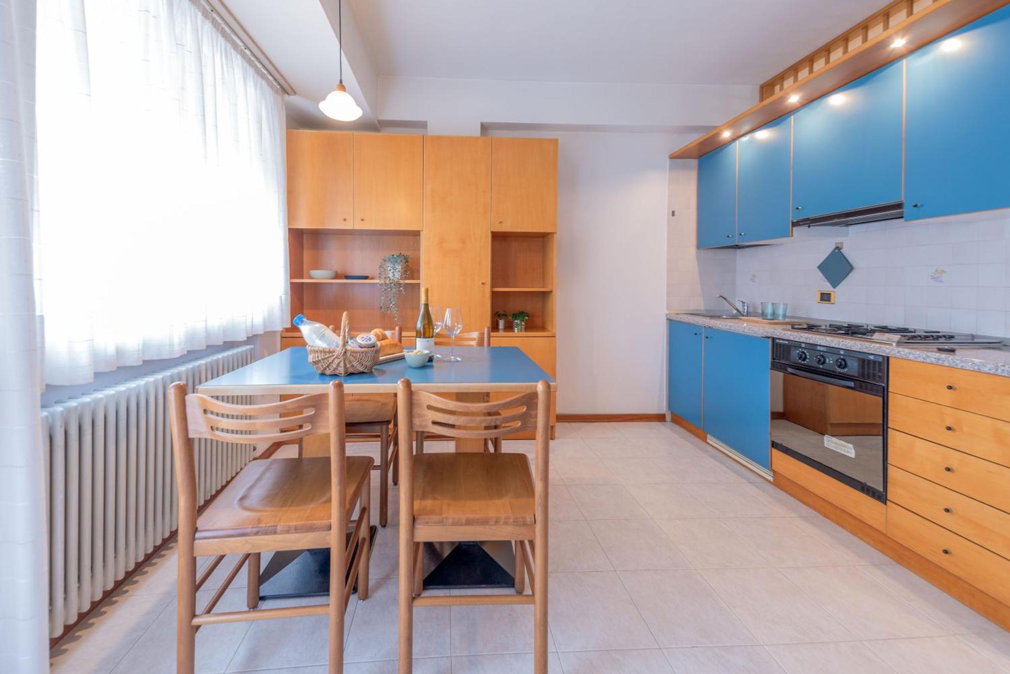 Comano Vacanze Appartamenti โกมาโนแตร์เม ภายนอก รูปภาพ